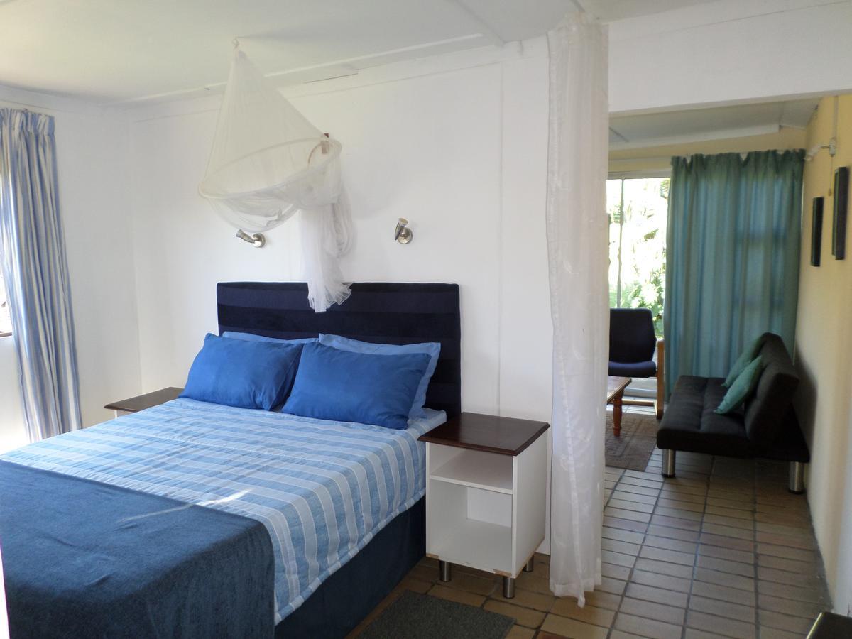 Geckos B&B And Self-Catering Coffee Bay Exterior photo